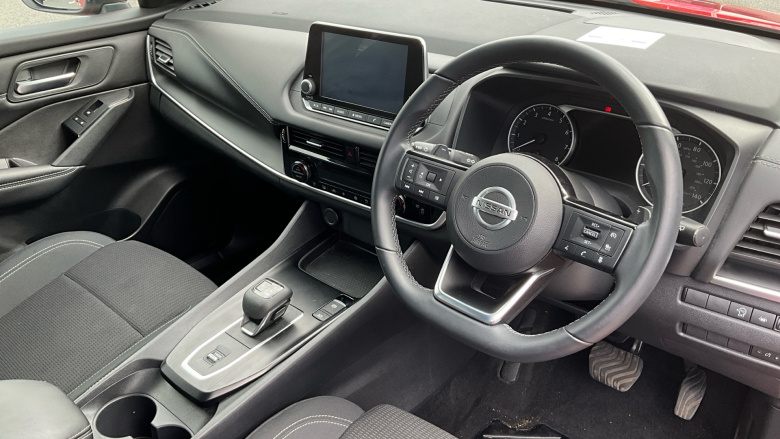 Nissan Qashqai 1.3 DiG-T MH 158 Acenta Premium 5dr Xtronic Petrol Hatchback